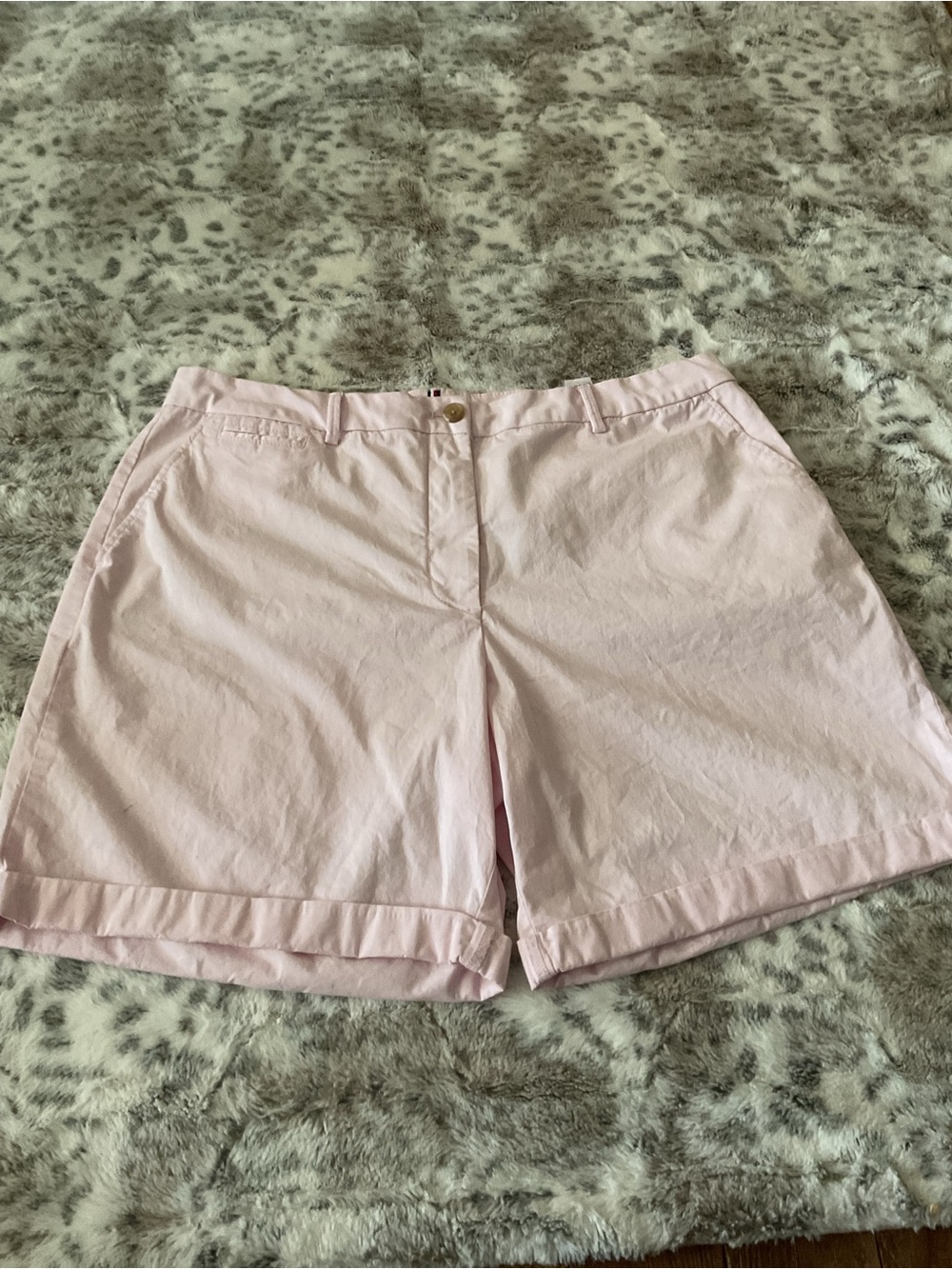 Tommy Hilfiger Light Pink Rolled-Hem Bermuda Shorts